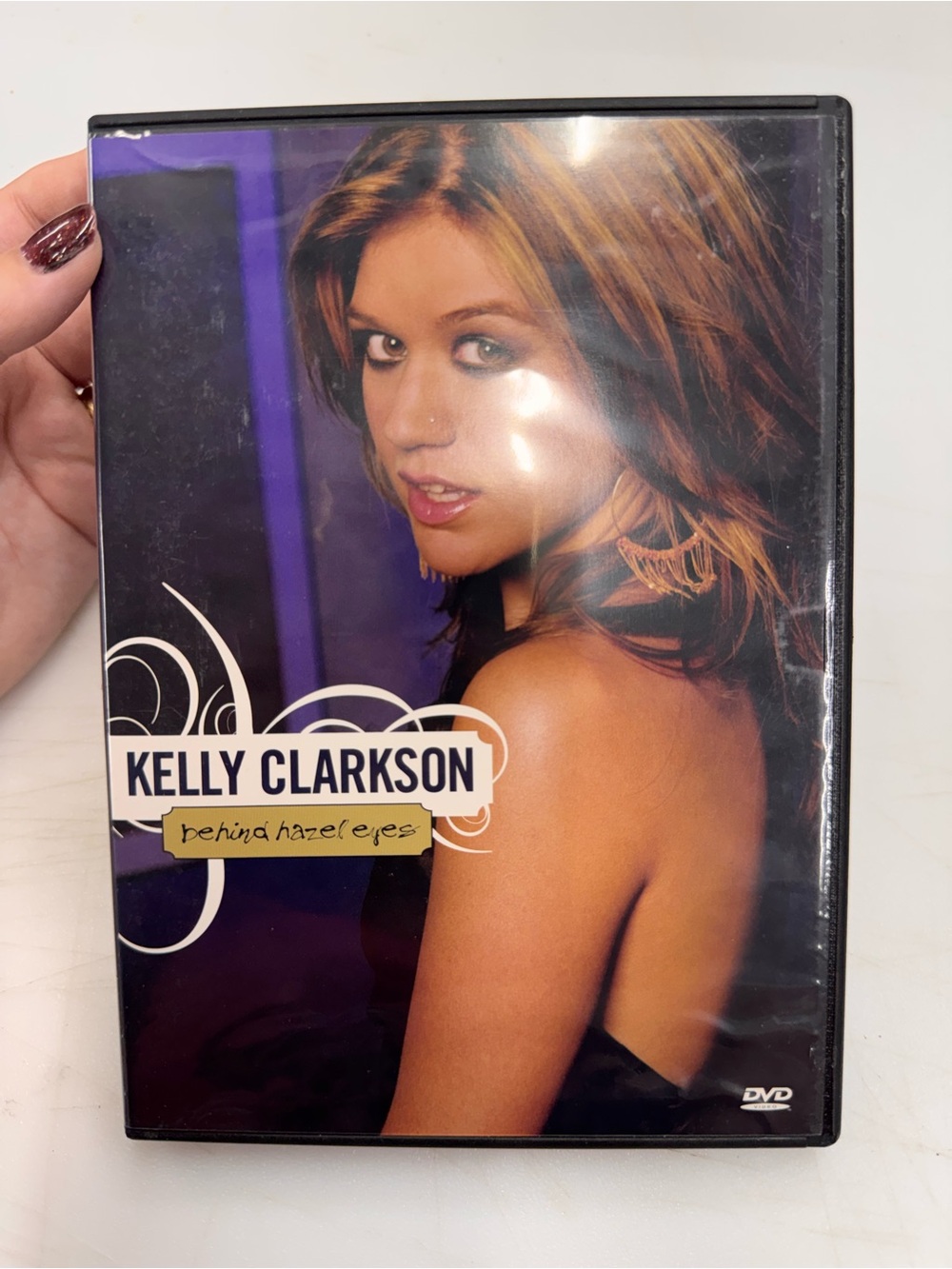 Kelly Clarkson: Behind Hazel Eyes DVD Music Documentary Tested